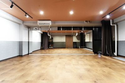 ダンスと歌・楽器練習レンタルスタジオ　ONDO PIT ダンスと歌・楽器練習レンタルスタジオ　ONDO PIT の室内の写真