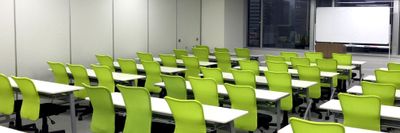 自習室うめだの貸し会議室　１ビル １１８２号室の室内の写真