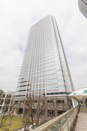 ZXY 海浜幕張 Solo 10の外観の写真