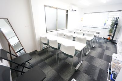 【ポプラ会議室/ワークルーム神戸元町】 ポプラ会議室の室内の写真