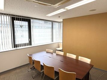 名古屋駅・国際センター駅近！　少人数の会議・打合せに最適な8名の貸会議室 - オフィスパーク　名駅カンファレンスセンター