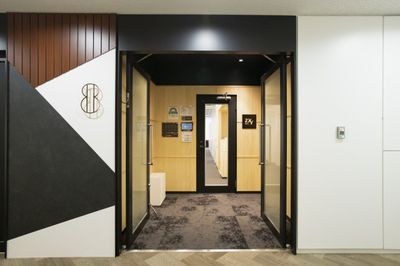 ZXY 池袋東口３ Solo 54の入口の写真