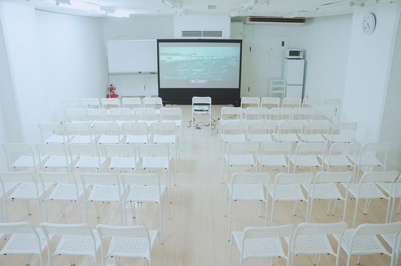 レンタルスペースフォレスト 映画鑑賞、イベント、オフ会の室内の写真