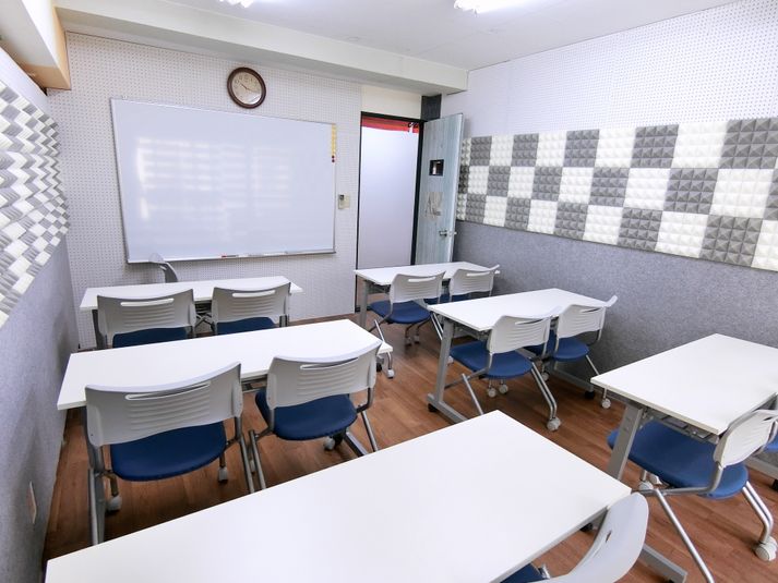 HALレンタルスペース Aルームwifi無料 塾、教室等の室内の写真