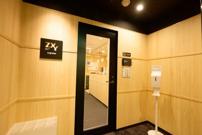 ZXY 札幌大通 Solo 11の入口の写真