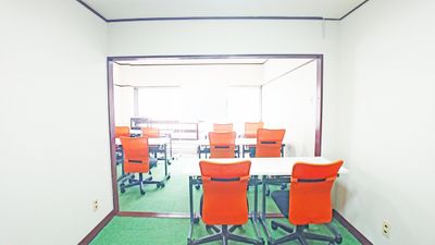DropByHiroshima 銀山町2分会議室の室内の写真