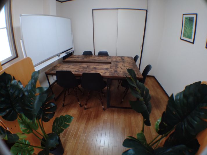 Room402BLK - TsudoianTakasaki