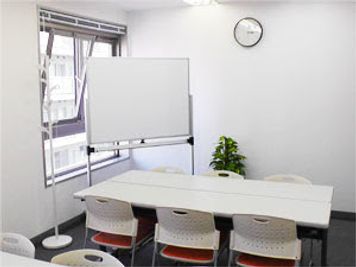 【川崎】駅から3分！白を基調とした清潔感ある貸会議室 - NATULUCK川崎