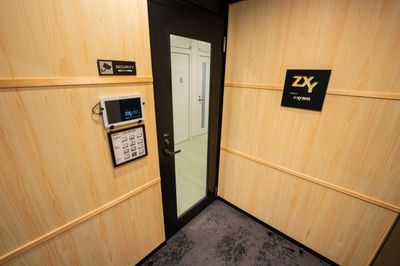 ZXY 天王寺 Solo 6の入口の写真