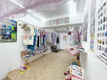 New Open News（アパレル・ジュエリー展示会） 展示会・ポップアップスペースの室内の写真