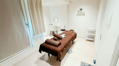 SALON by HOGUGU 完全個室広々ROOM5の室内の写真