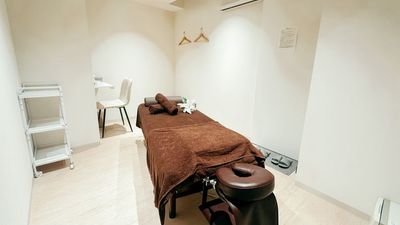 SALON by HOGUGU 完全個室広々ROOM4の室内の写真