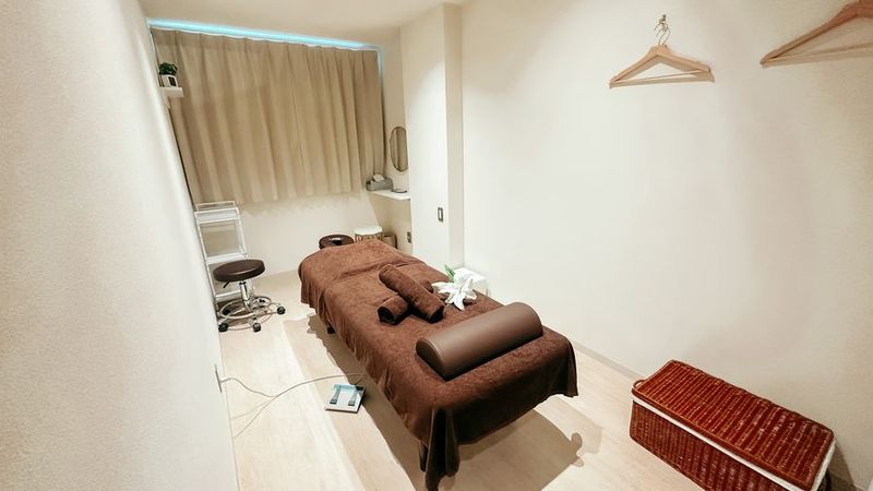 SALON by HOGUGU ROOM2の室内の写真