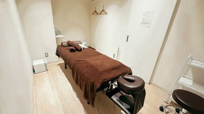 SALON by HOGUGU ROOM1の室内の写真