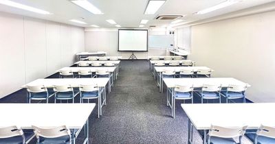 【本町駅から徒歩 5 分】⭐️スクール最大39名様⭐️無料備品豊富⭐️◼研修・説明会・セミナー等◼快適ビジネス仕様! - スタンダード会議室 大阪本町店