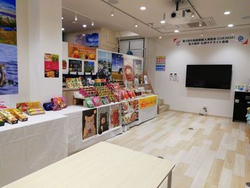 利用事例（物産展） - カンティーナ～「集いの場」～ A+B(20)の室内の写真