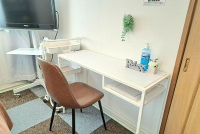 カウンセリングスペース - 貸切レンタルジム＆サロン【トレリラ北千住】 完全貸切型【個室レンタルサロン】の室内の写真
