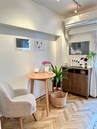 カウンセリングコーナー - Private Salon tsugu. 麻布十番/完全個室レンタルサロンの室内の写真