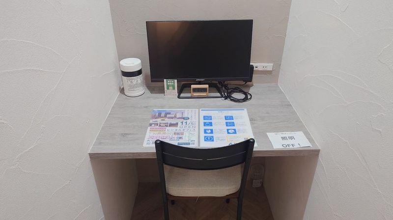 【1名】パーソナルブース羅城門☆高速Wi-Fi!ウェビナーに最適 - YAMATO BASE 大和西大寺 コワーキング(EAST)