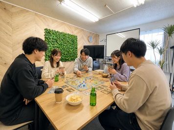 ボードゲームに最適！ - 貸会議室KS6飯田橋 🆕JR飯田橋駅から徒歩30秒!貸会議室KS6飯田橋の室内の写真