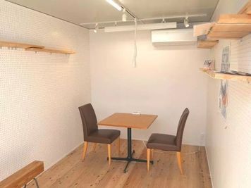 18時以降利用OK。駅近の静かな個室でWeb会議・商談・作業に - フルサットアップス　個室　