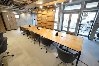 【MAKUAI WORK 下北沢】 MAKUAI WORK 下北沢 1名用フリー席F3の室内の写真