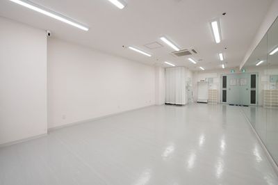 スタジオ内装 - レンタルダンススタジオ Rise Studio-Rise Motomachiの室内の写真