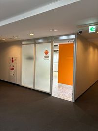 スペース入り口 - アットビジネスセンターサテライト渋谷宇田川 502号室（イベントルーム・多目的スペース）の室内の写真
