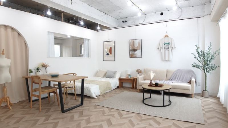 南と北の２面採光の北欧調ハウススタジオ※ベッドは撮影でのみ利用可 - サモスタ中野店 【ハウススタジオ】サモスタ中野店の室内の写真