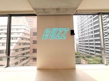 【BUZZ名古屋本店】ダンスレンタルスタジオ 24時間OK BUZZ名古屋本店3st｜ダンスや撮影におすすめ！の室内の写真