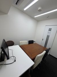 PSJ赤坂店 【赤坂駅3分】ワークスペース・貸会議室E 24h利用可 最大8人の室内の写真