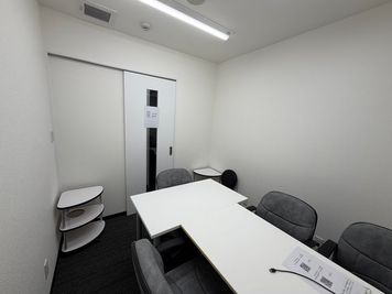 PSJ赤坂店 【赤坂駅3分】ワークスペース・貸会議室C 24h利用可の室内の写真