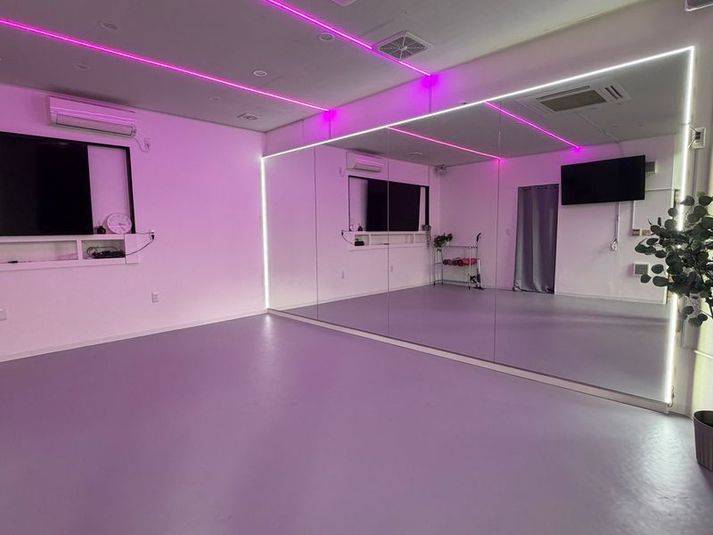 PLACE KOSHIGAYA 越谷駅近｜24時間ダンス・撮影スタジオの室内の写真