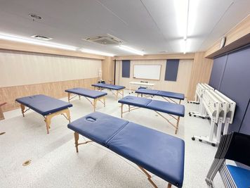 【施術ベッド6台】東京都内で数少ない、施術・治療・マッサージ・エステ等ボディワーク向けレンタルスペース!錦糸町駅5分も魅力! - マジックハンズ