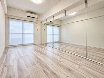 【新栄町駅 1分】ダンス・ヨガ・撮影ができるレンタルスタジオ! - CO-LITE(コライト)