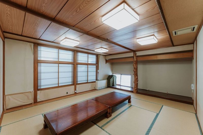 【北上駅11分】松の間｜15畳そば処の2階座敷｜10名程。 - 鈴木屋