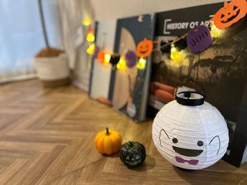 👻ハロウィンコスチュームもご用意予定です🎃 - レンタルスペースｌNeverland新宿 レンタルスペース　Neverland新宿の室内の写真