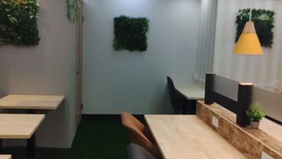 店内共用部。予約対象は写真の半個室1室です。 - セルフカフェ千歳烏山店 1名用半個室のその他の写真
