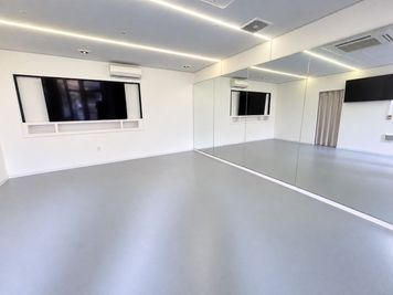 PLACE KOSHIGAYA 越谷駅近｜24時間ダンス・撮影スタジオの室内の写真