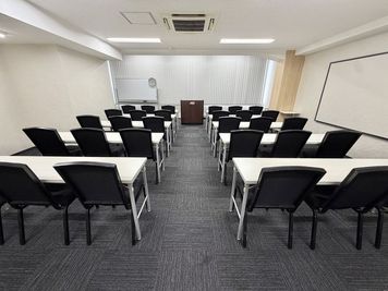【TKP上野駅前ビジネスセンター】【上野駅から徒歩2分!3名掛け30名収容可能な会議室! - TKP上野駅前ビジネスセンター