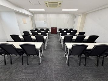 【TKP上野駅前ビジネスセンター】【上野駅から徒歩2分】3名掛け30名収容可能な会議室! - TKP上野駅前ビジネスセンター