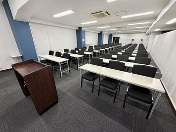 【TKP上野駅前ビジネスセンター】 【上野駅から徒歩2分!】3名掛け72名収容可能な大型会場! - TKP上野駅前ビジネスセンター