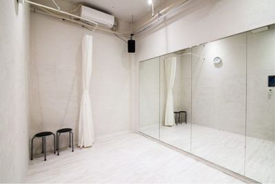 Studio Unius（スタジオユニアス）渋谷店 A202スタジオの室内の写真