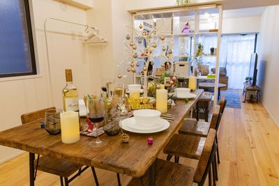 082_fika西新宿 キッチンスペースの室内の写真