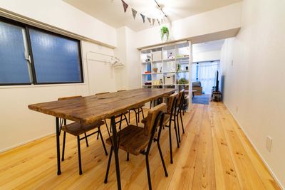 082_fika西新宿 キッチンスペースの室内の写真