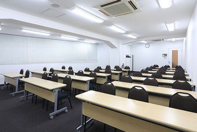 【渋谷駅徒歩30秒!ヒカリエ横のビル】最大44名着席可能! セミナー、会議、研修に!✨飲食持ち込みOK✨窓有り! - 貸し会議室 アットビジネスセンター渋谷東口駅前