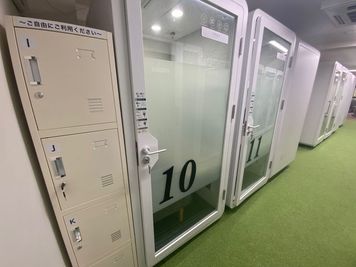 無料ロッカー - 高田馬場 by I・SPACE SタイプNo.13｜防音個室・スピーカーOK｜byアイスペースの室内の写真