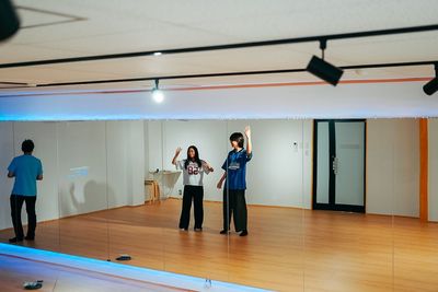 少人数のレッスンにも。 - スタジオイチコロ メインスタジオ｜60㎡・幅7.2mの鏡のダンススタジオの室内の写真