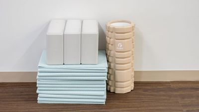 ヨガマット・ヨガブロック・フォームローラーをご利用いただけます - STUDIO HIBIKI 小岩 ダンス・ヨガスタジオの設備の写真