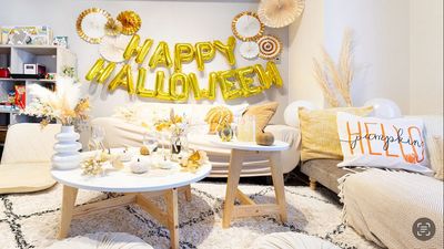 MYROOM 栄 【Relax one 栄】ハロウィン🎃女子会💖推し活✨誕生日の室内の写真